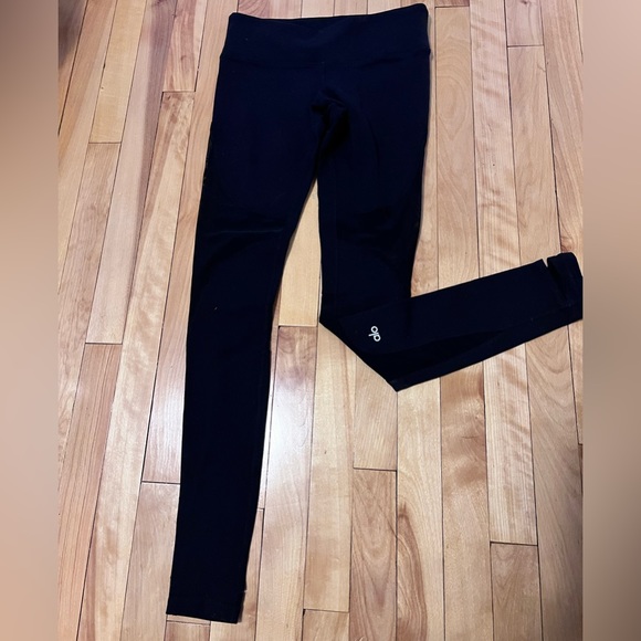Size Small Alo Yoga Mesh leggings - Picture 1 of 5
